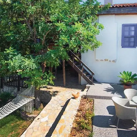 Villa Uezuemevi Holiday home